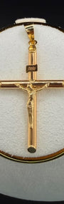 Jesus Crucifix Pendant 18k.