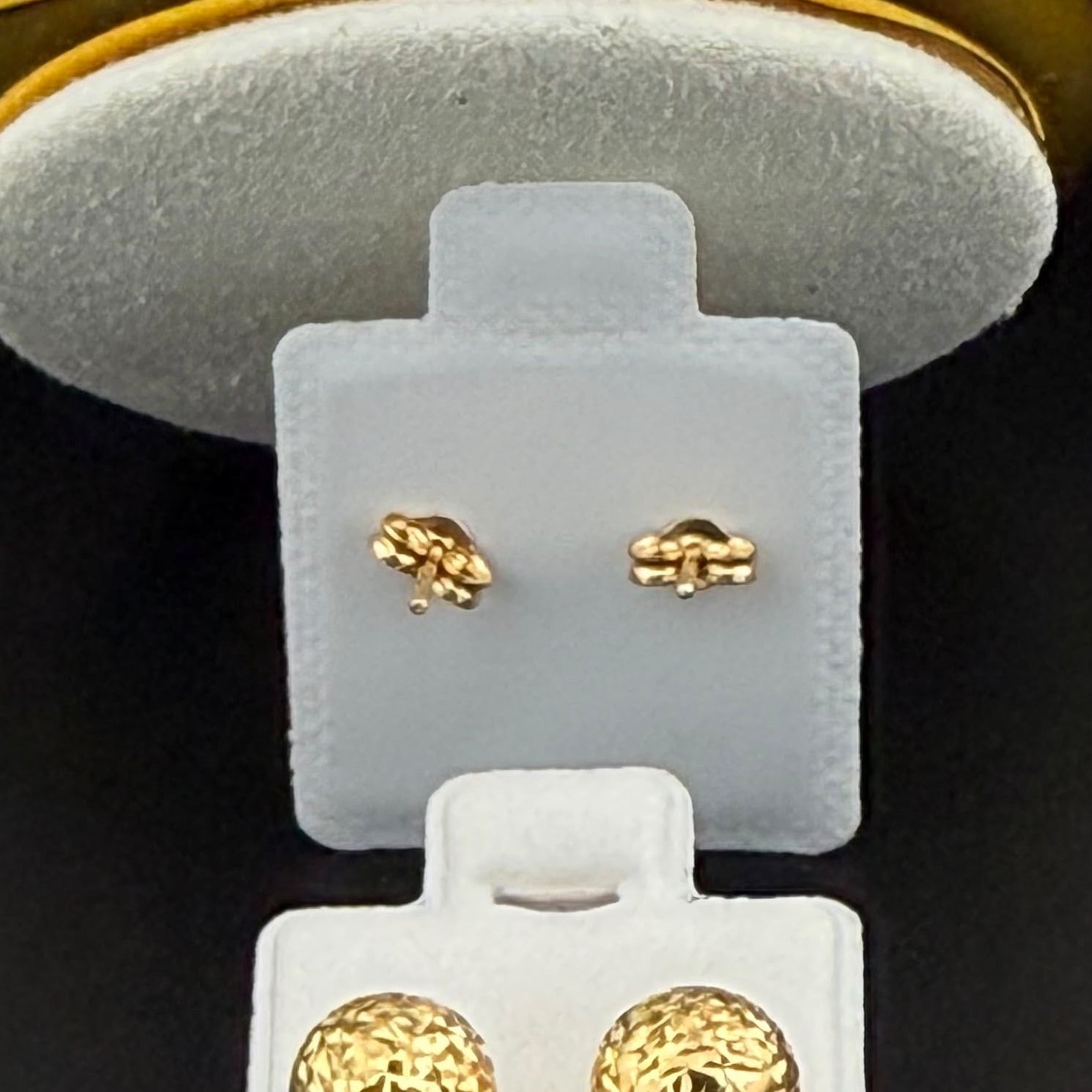 Textured Gold Ball Earrings 18k.