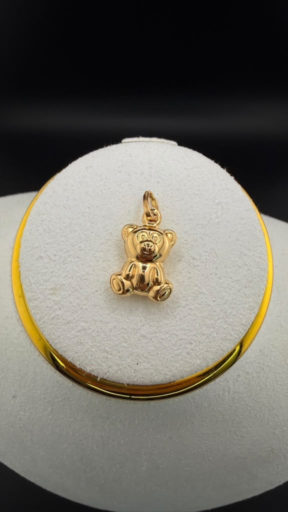Golden Little Bear 18k.