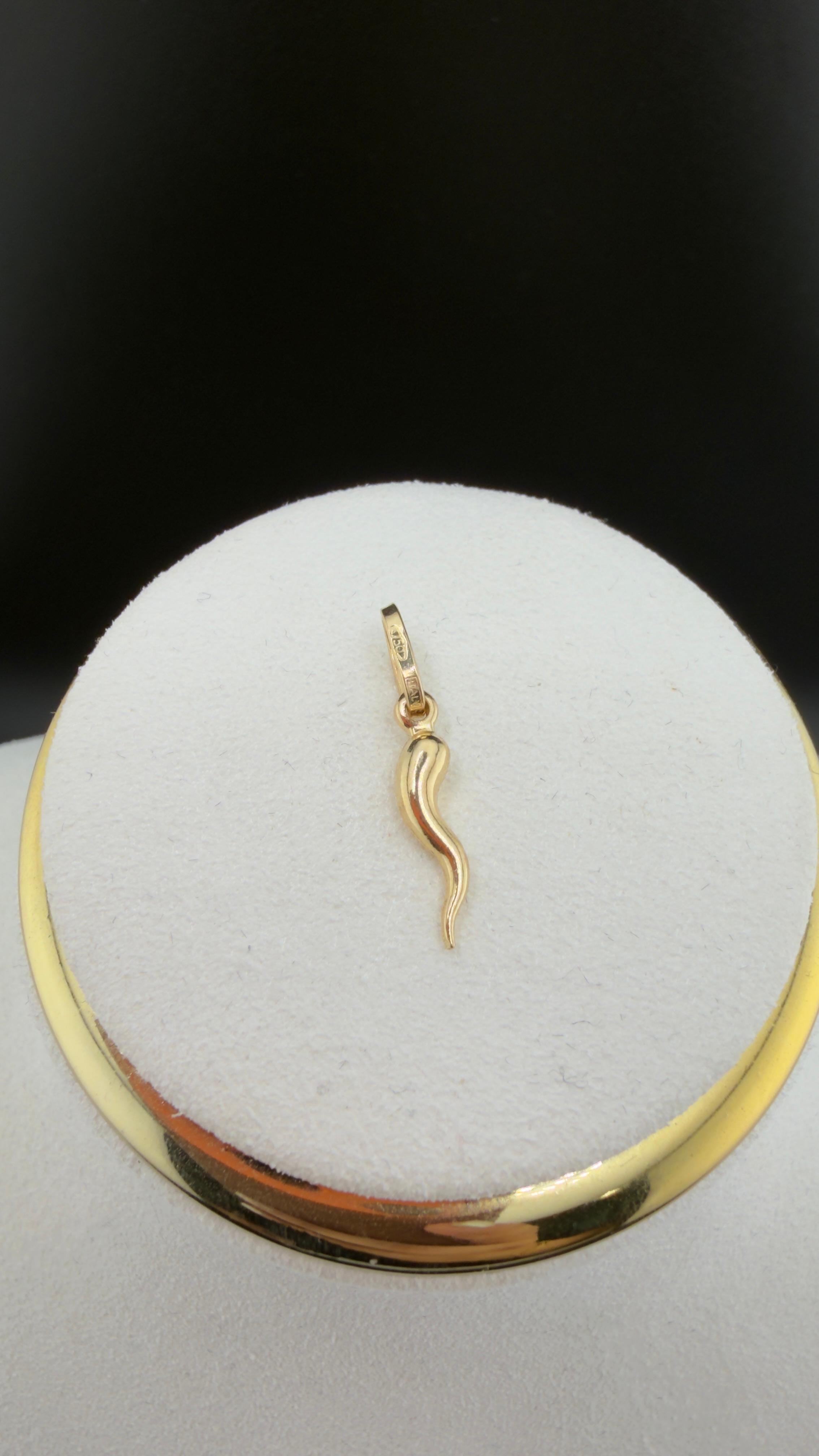 Cornicello Gold Pendant 18k