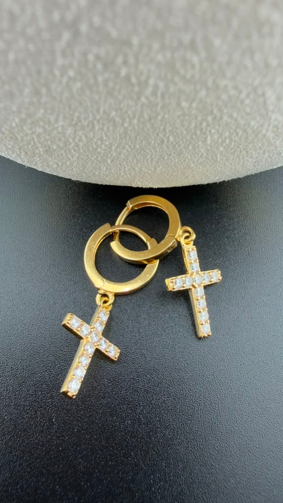 Cross-Shaped Hoop 18k.