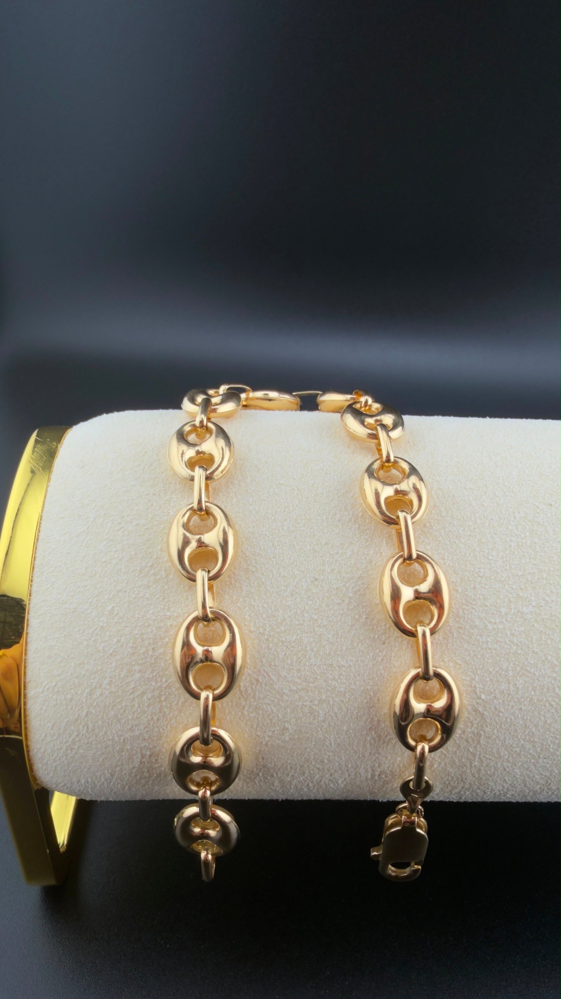 Double-G Bracelet 18k, 21cm.