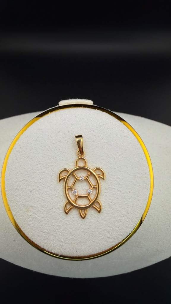 Turtle Pendant 18k.