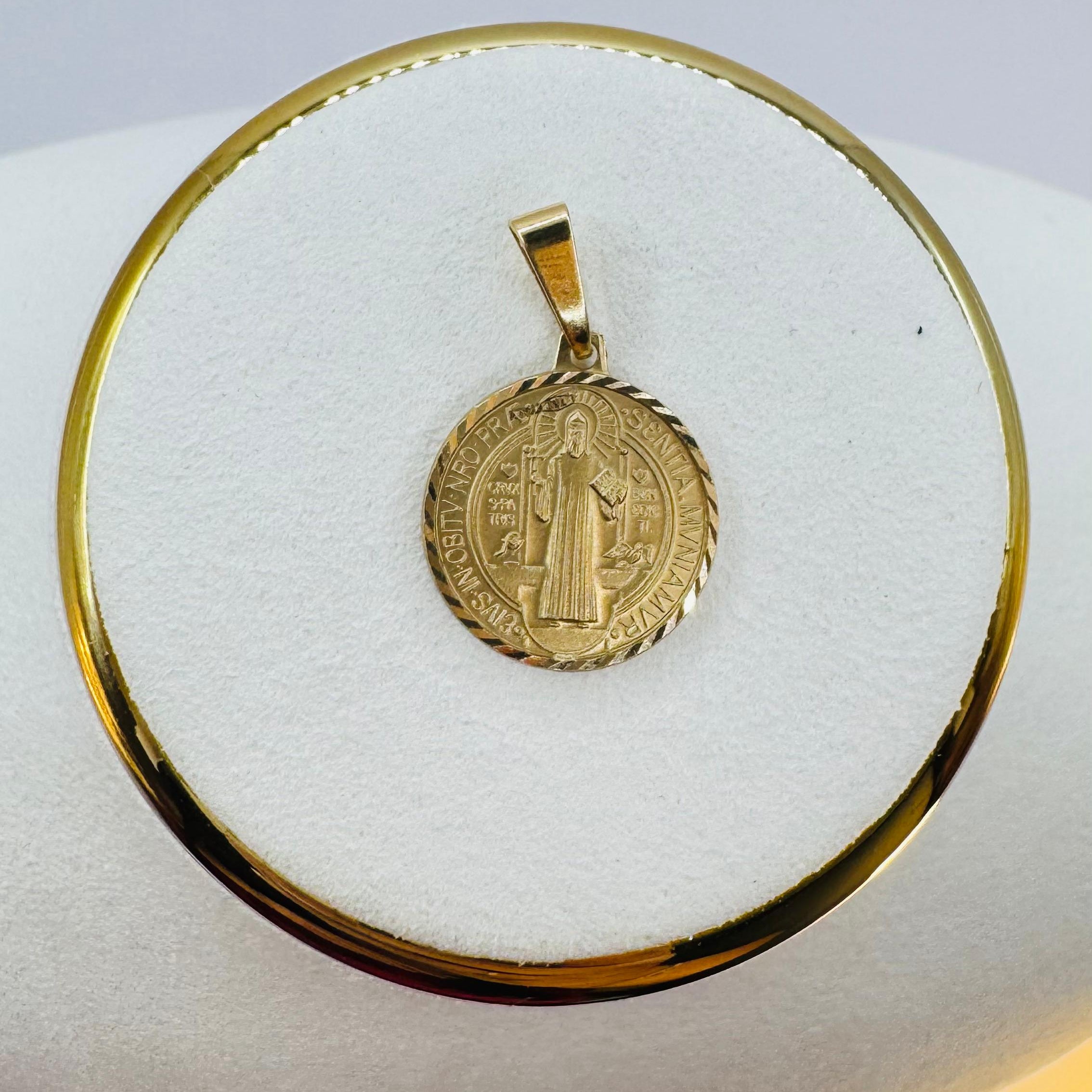 San Benito Pendant 18k