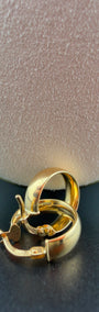 Fine Classic Hoop 18k.