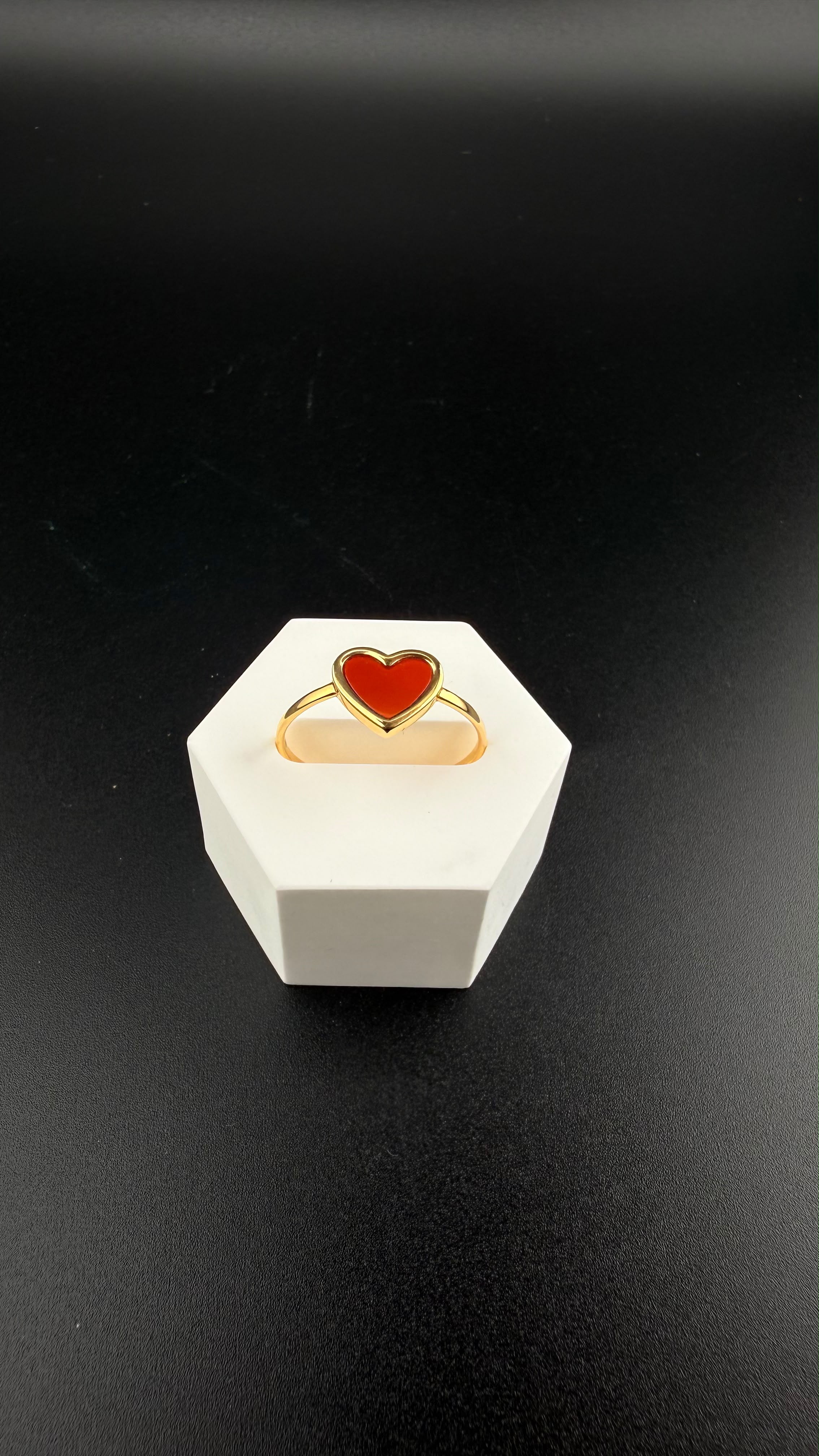Red Heart Ring 18k, #6,7,8,9.