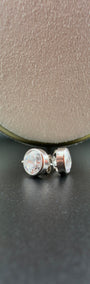 White Gold Solitaire Earring 18k.