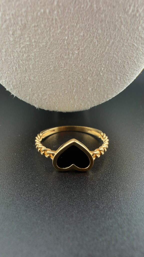 Black Heart Ring 18k, #6,7,8,9.
