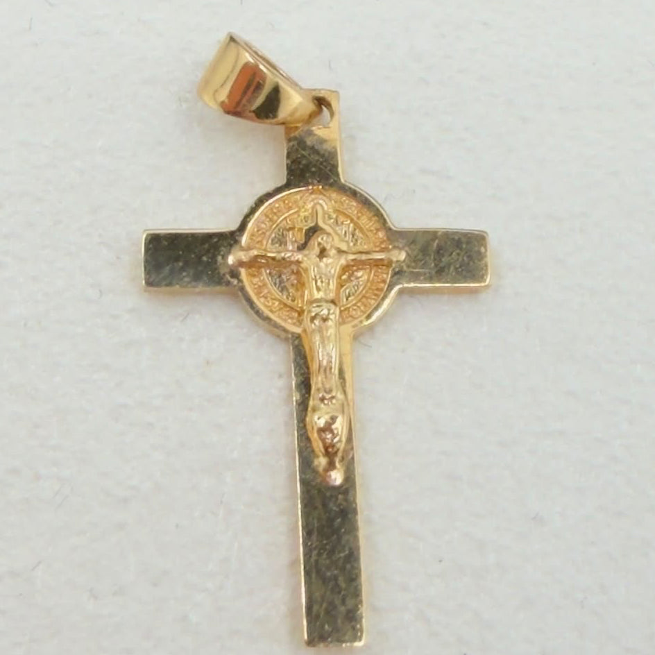 Jesus Crucifix Pendant 18k.
