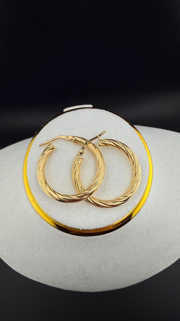 Rope Twist Hoop 18k.