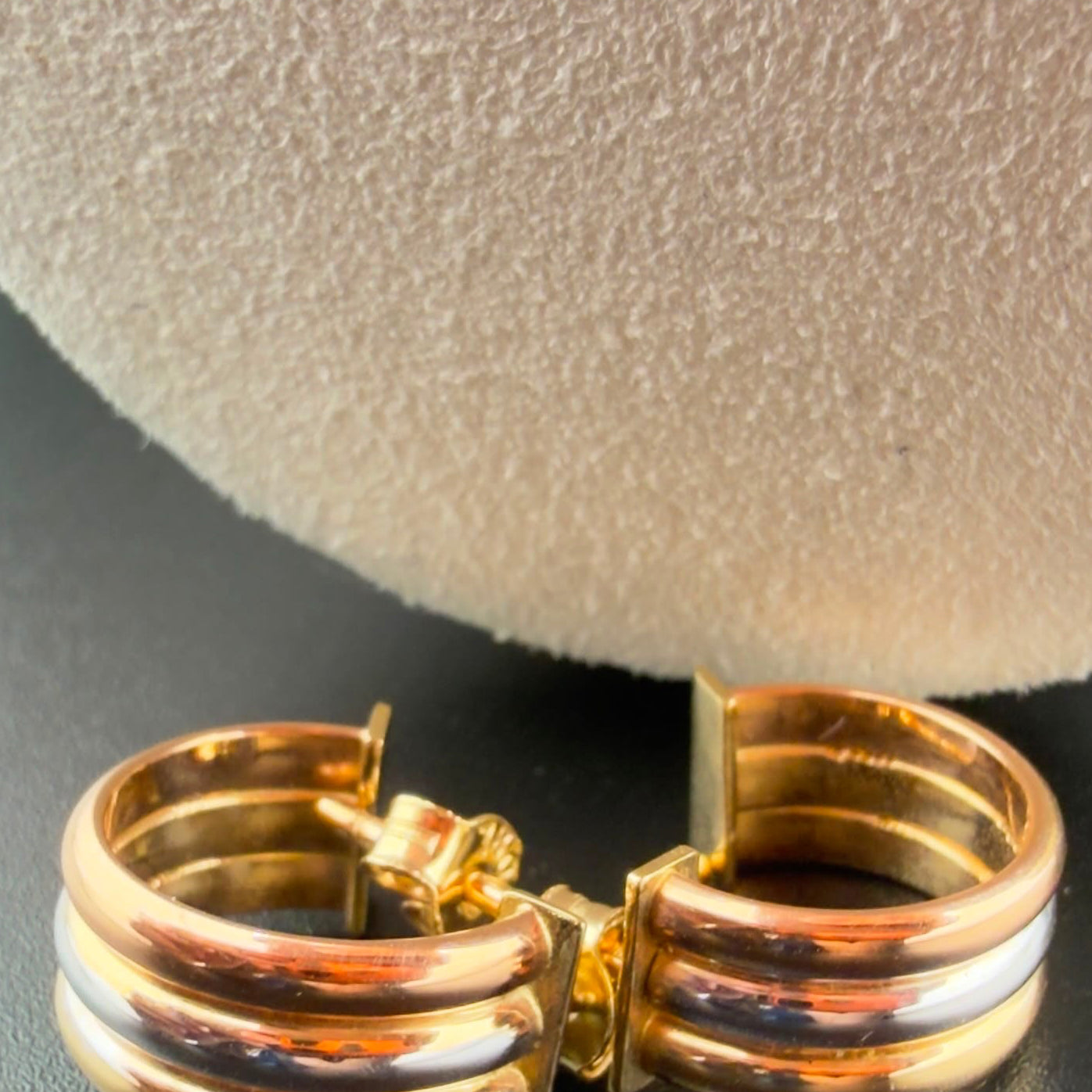 Classic three colors Earrings 18k.