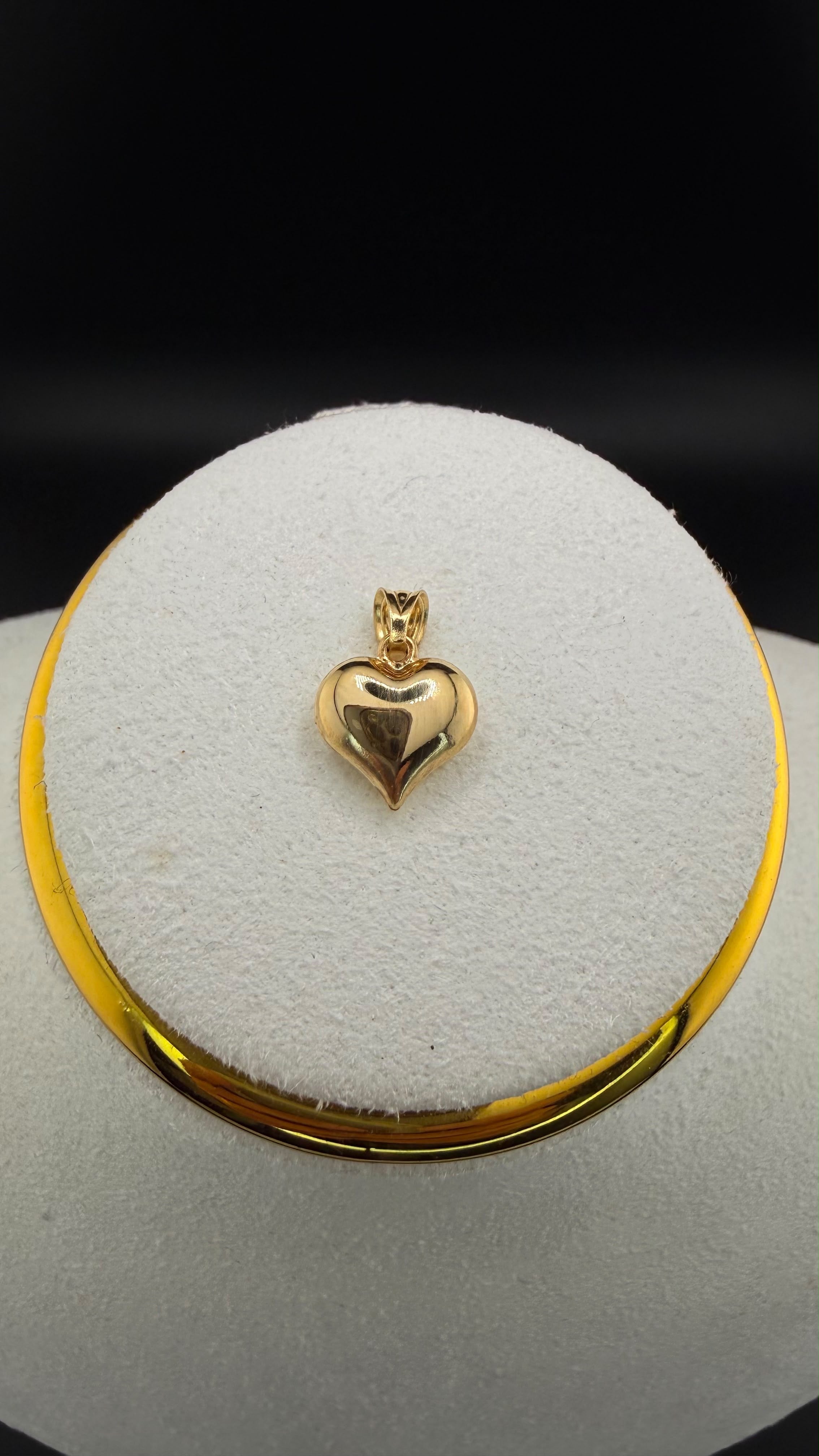 Golden Heart Pendant 18k.