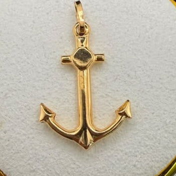 Golden Anchor Pendant 18k.