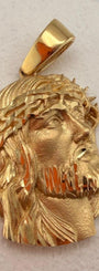 Sacred Face Pendant 18k.
