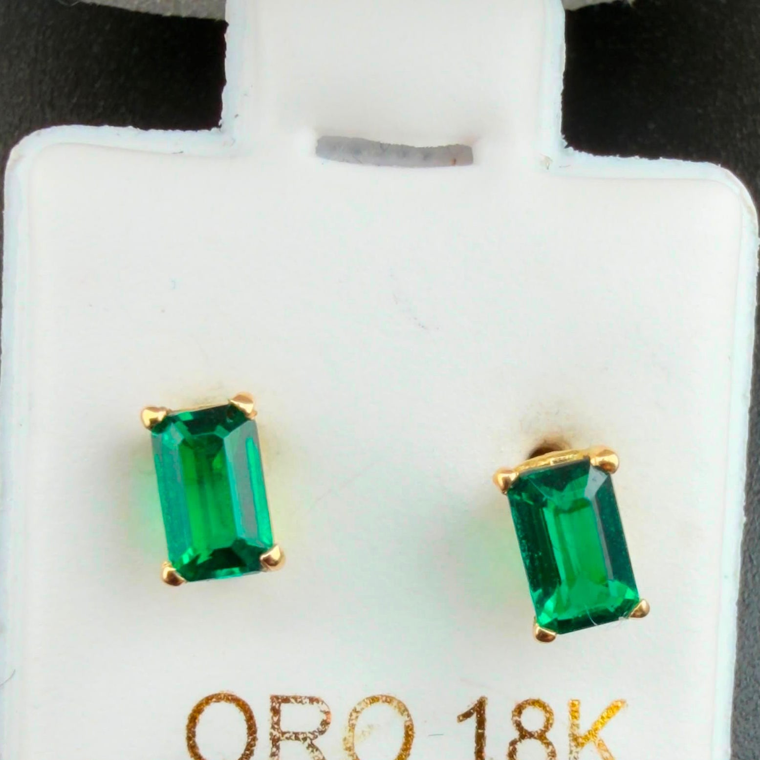Lab Emerald Earrings 18k.