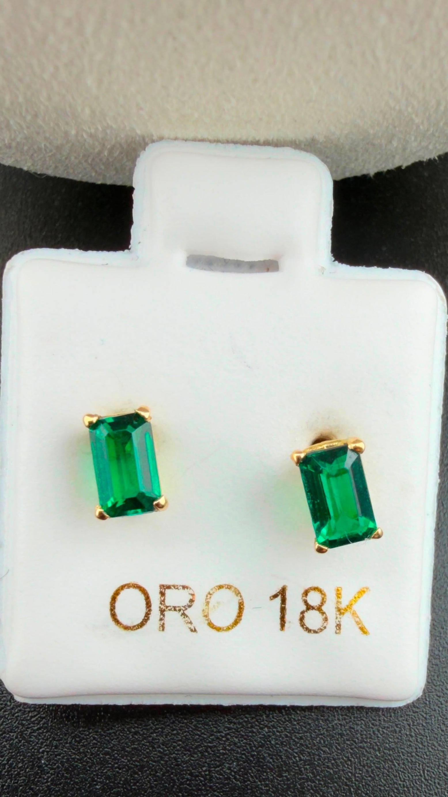 Lab Emerald Earrings 18k.