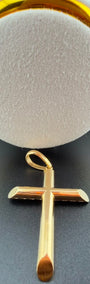 Classic Cross Pendant 18k.
