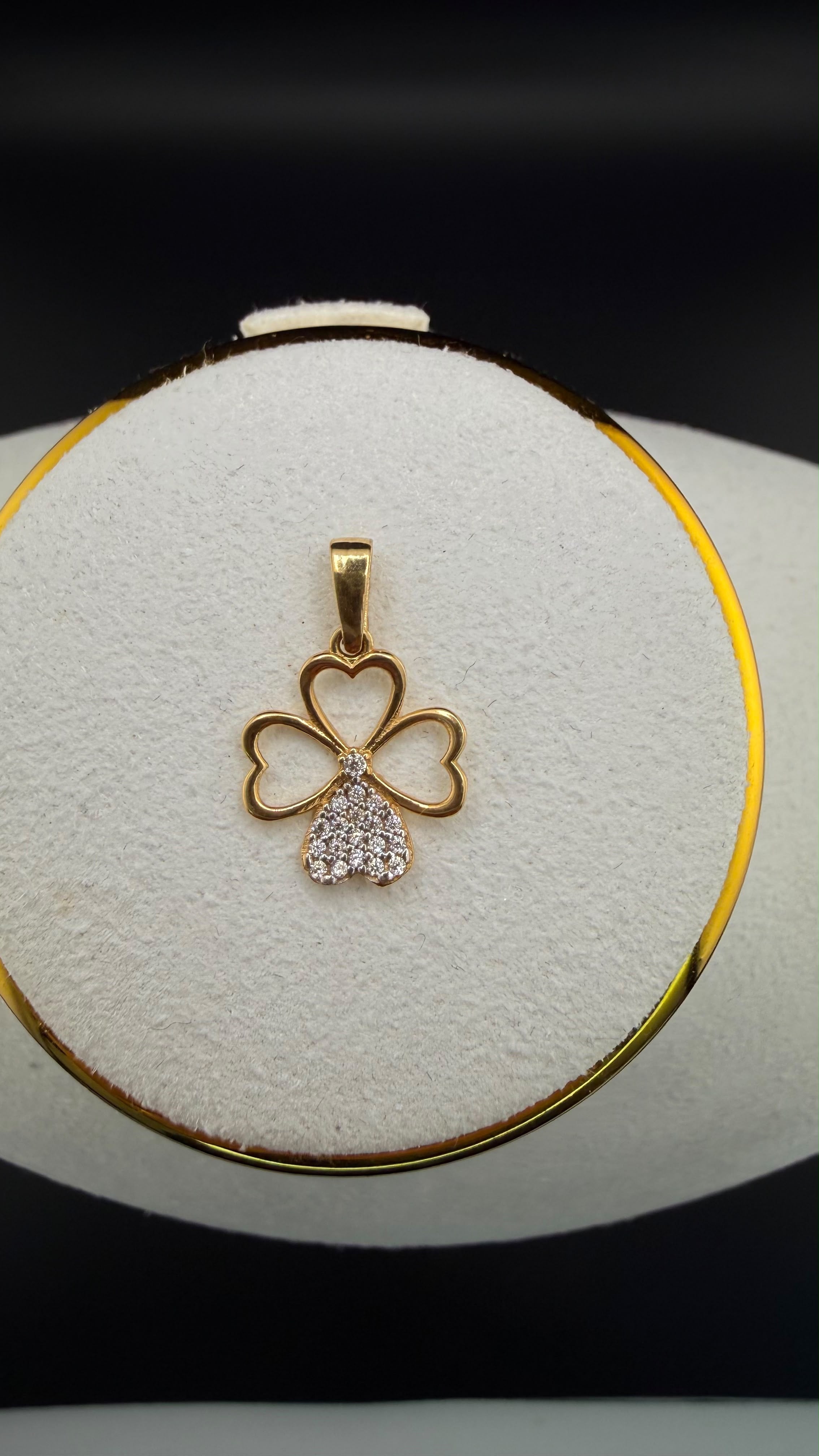 Four-Leaf Clover Pendant 18k.