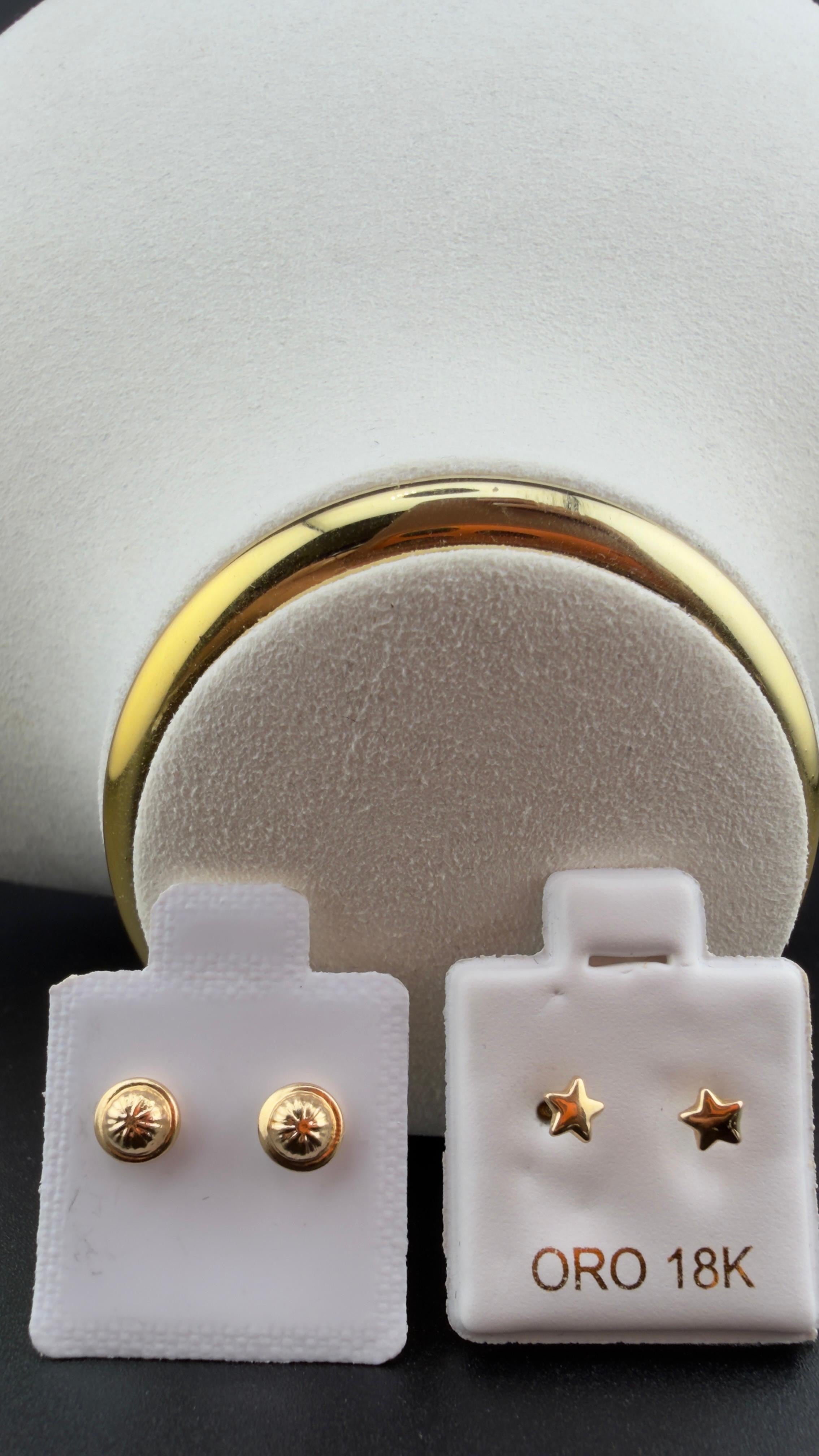 Golden Stars Earrings 18k.