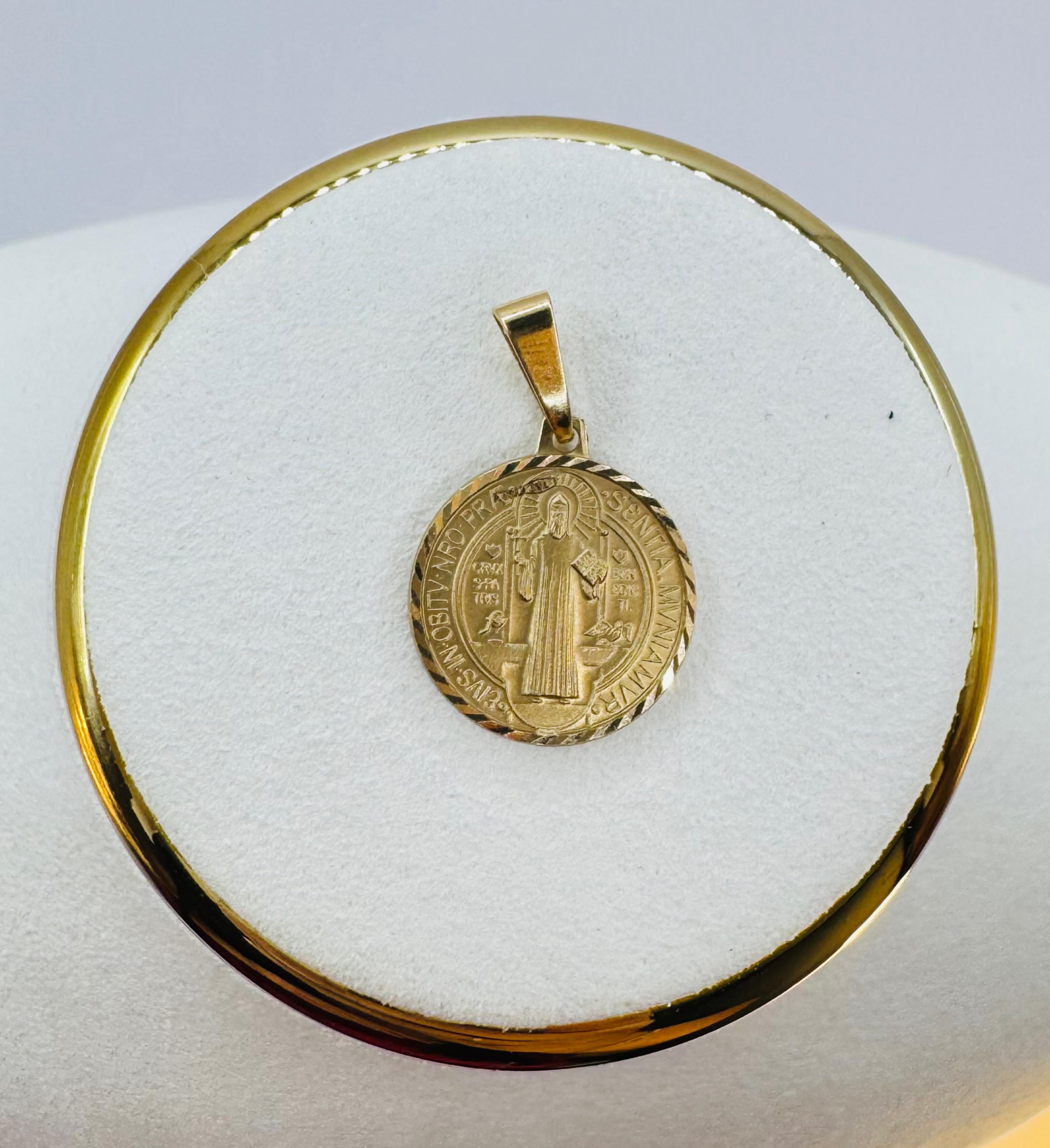 San Benito Pendant 18k