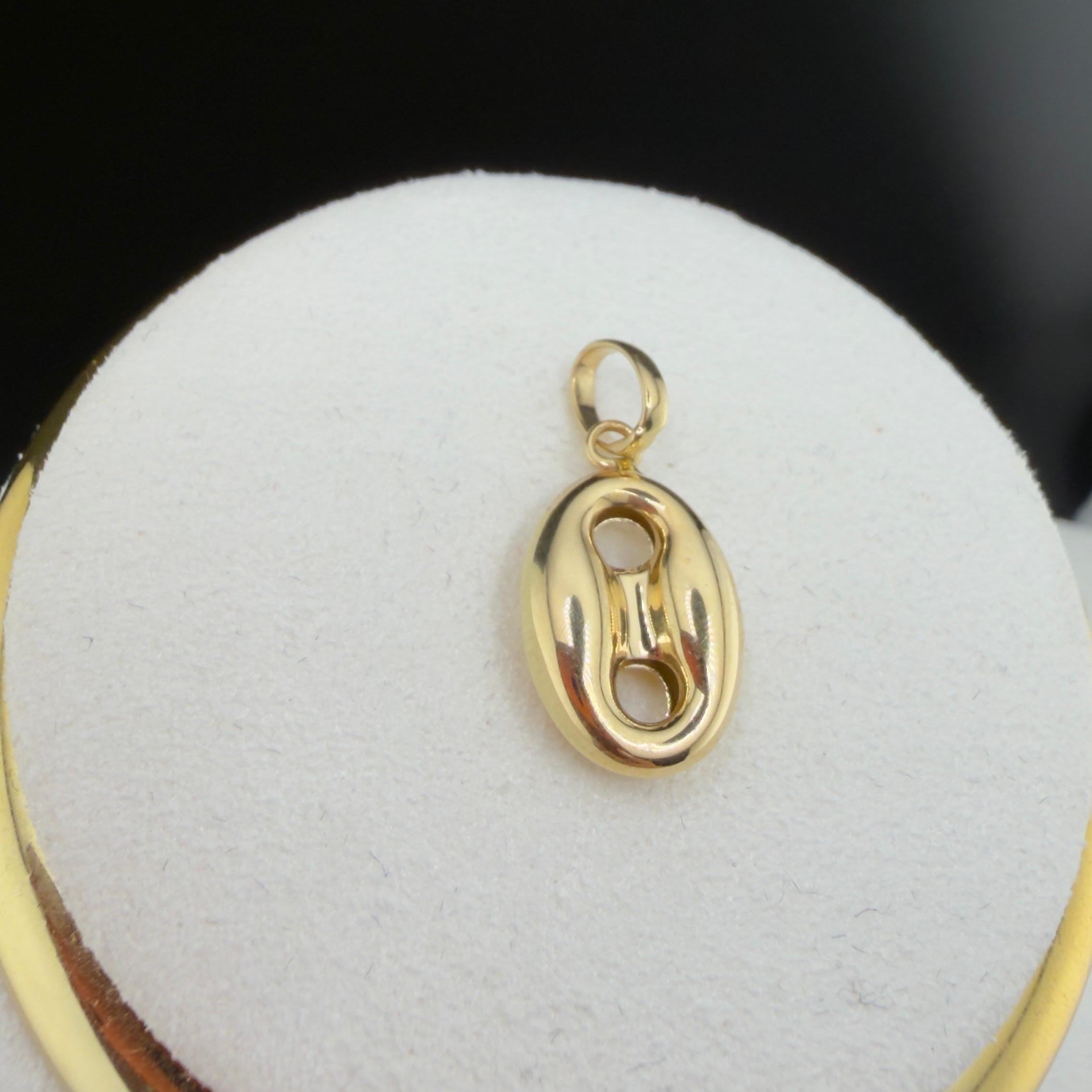 Double-G Pendant 18k.