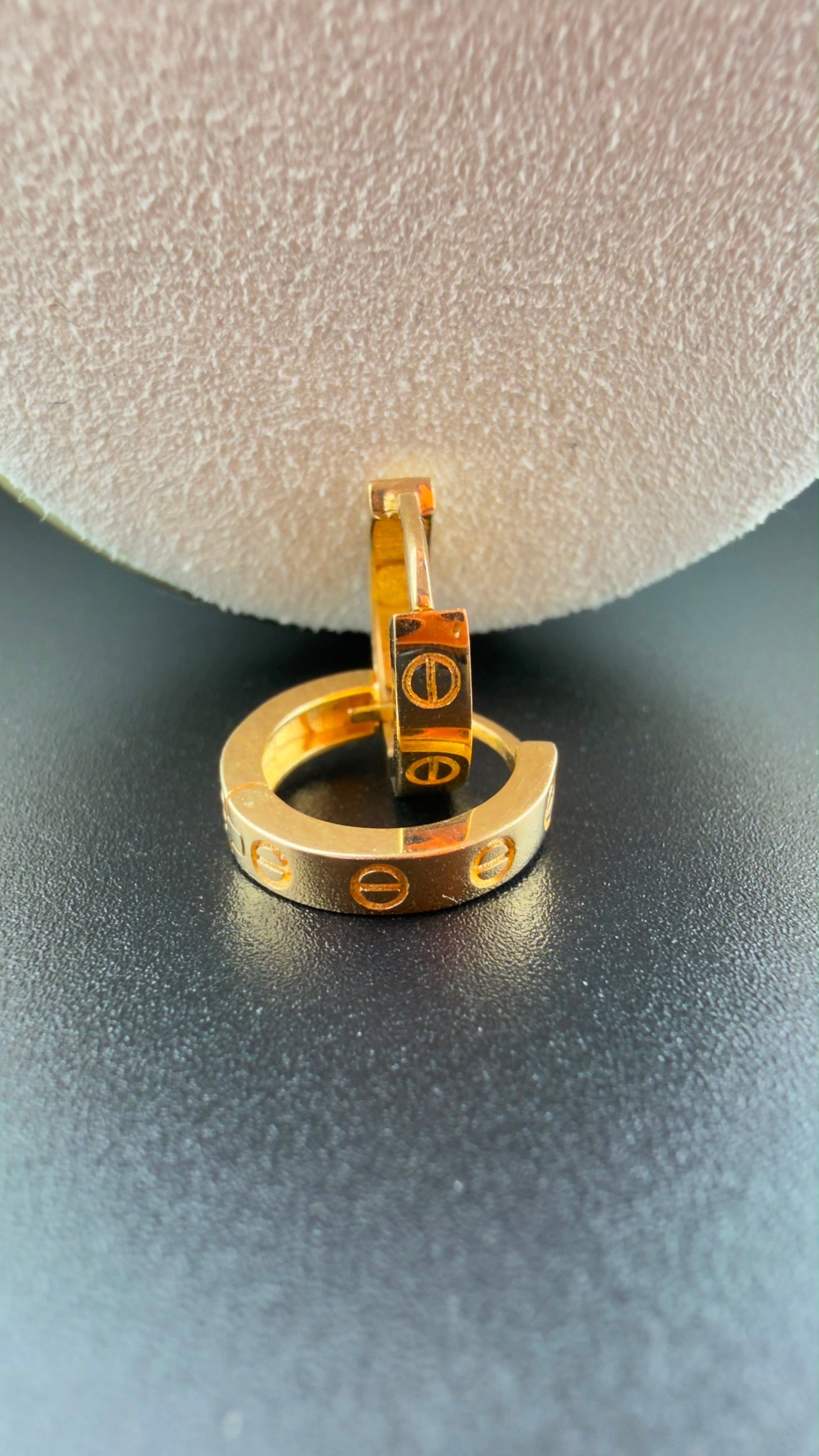 Double-C Hoop 18k