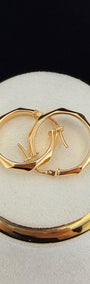 Fine Classic Hoop 18k.