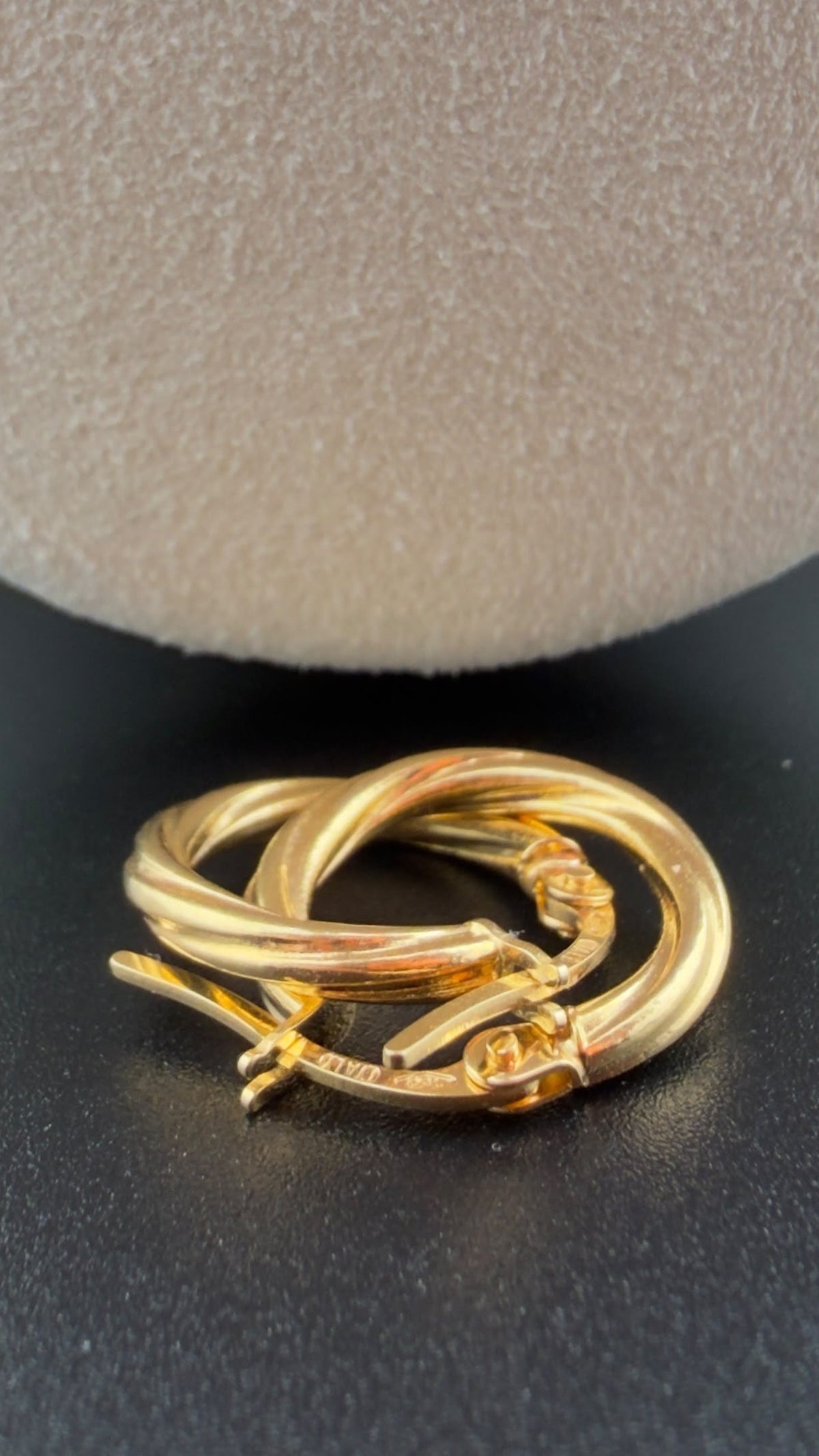 Classic Double Hoop 18k.