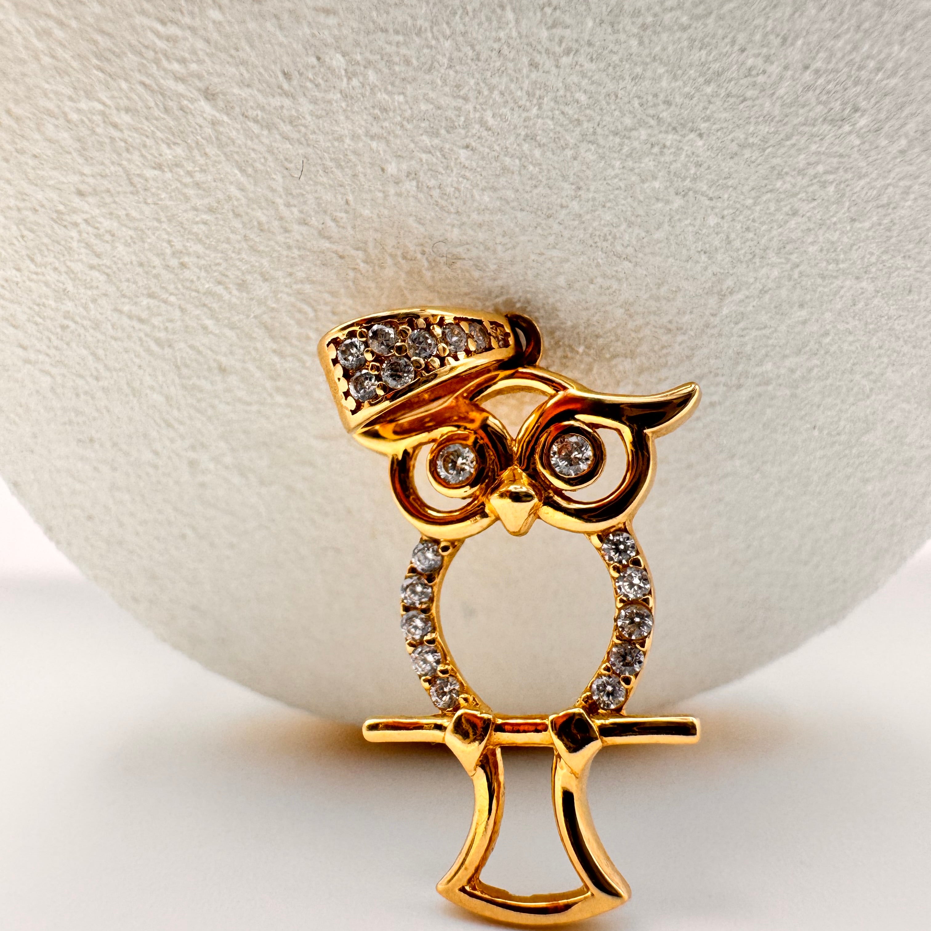 Owl Zirconia Pendant 18k