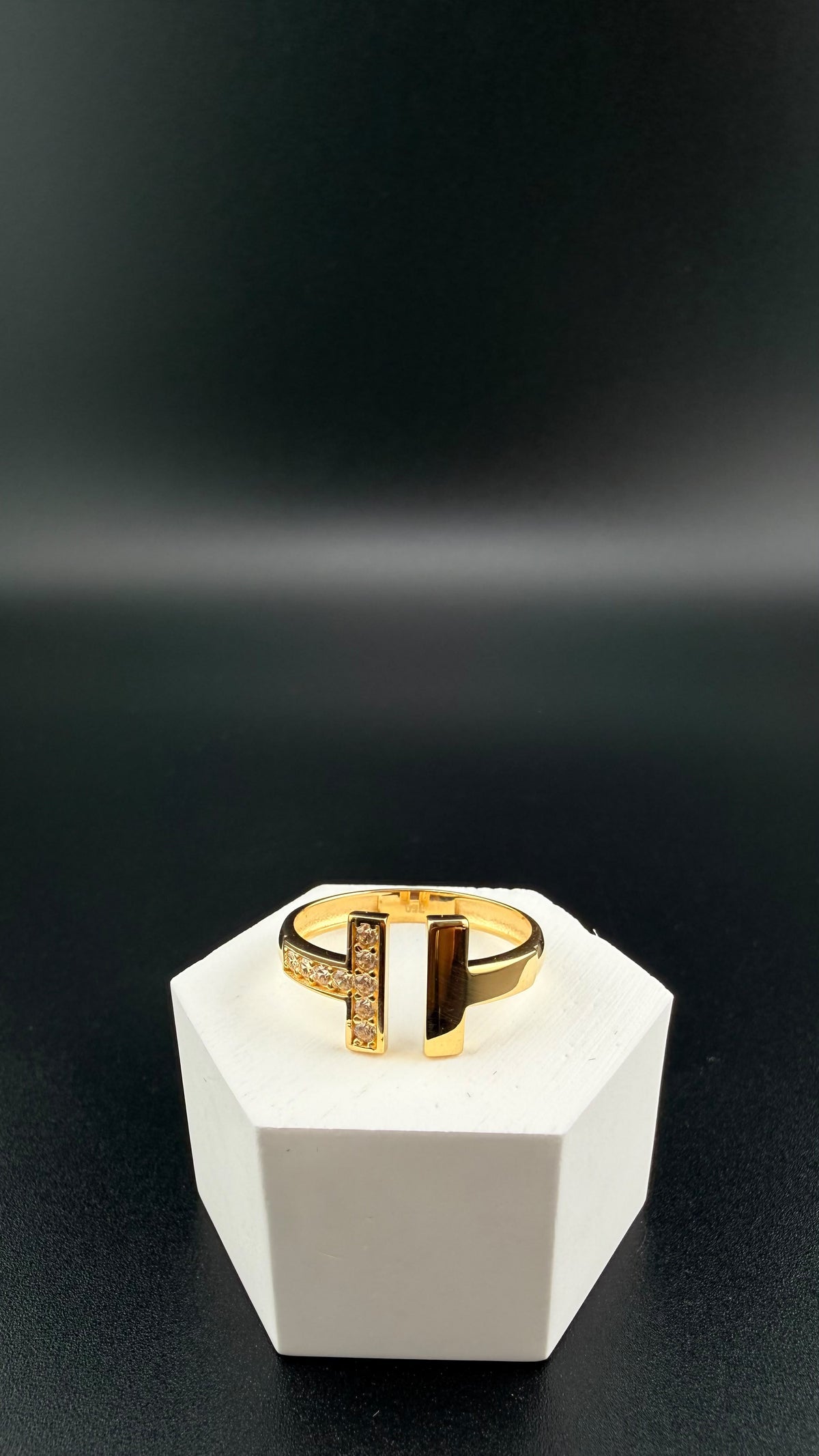 Double-H Ring 18k, #7.