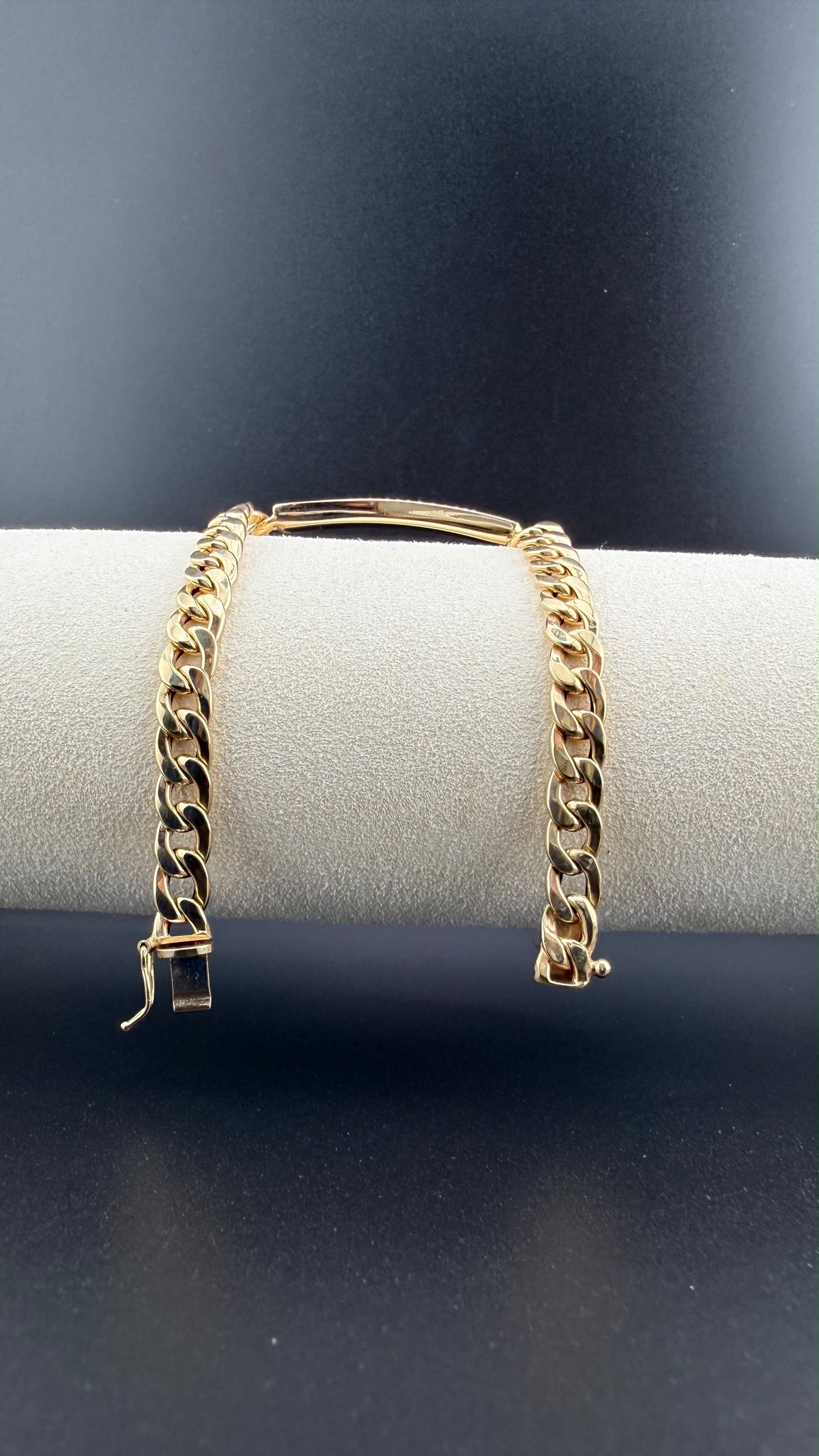 Cubalink Plate Bracelet 18k,21cm.