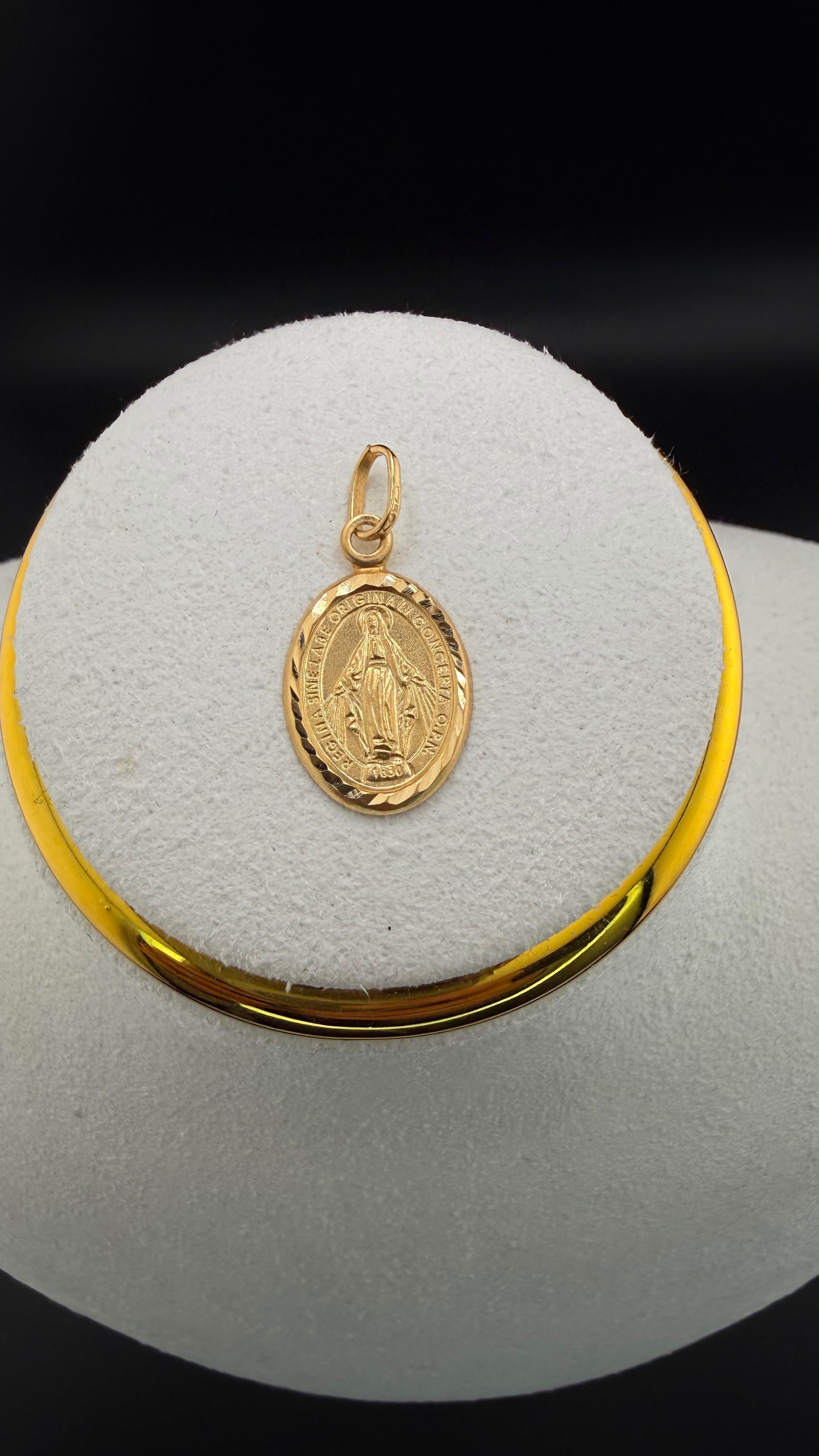 Medal Milagrosa Pendant 18k.