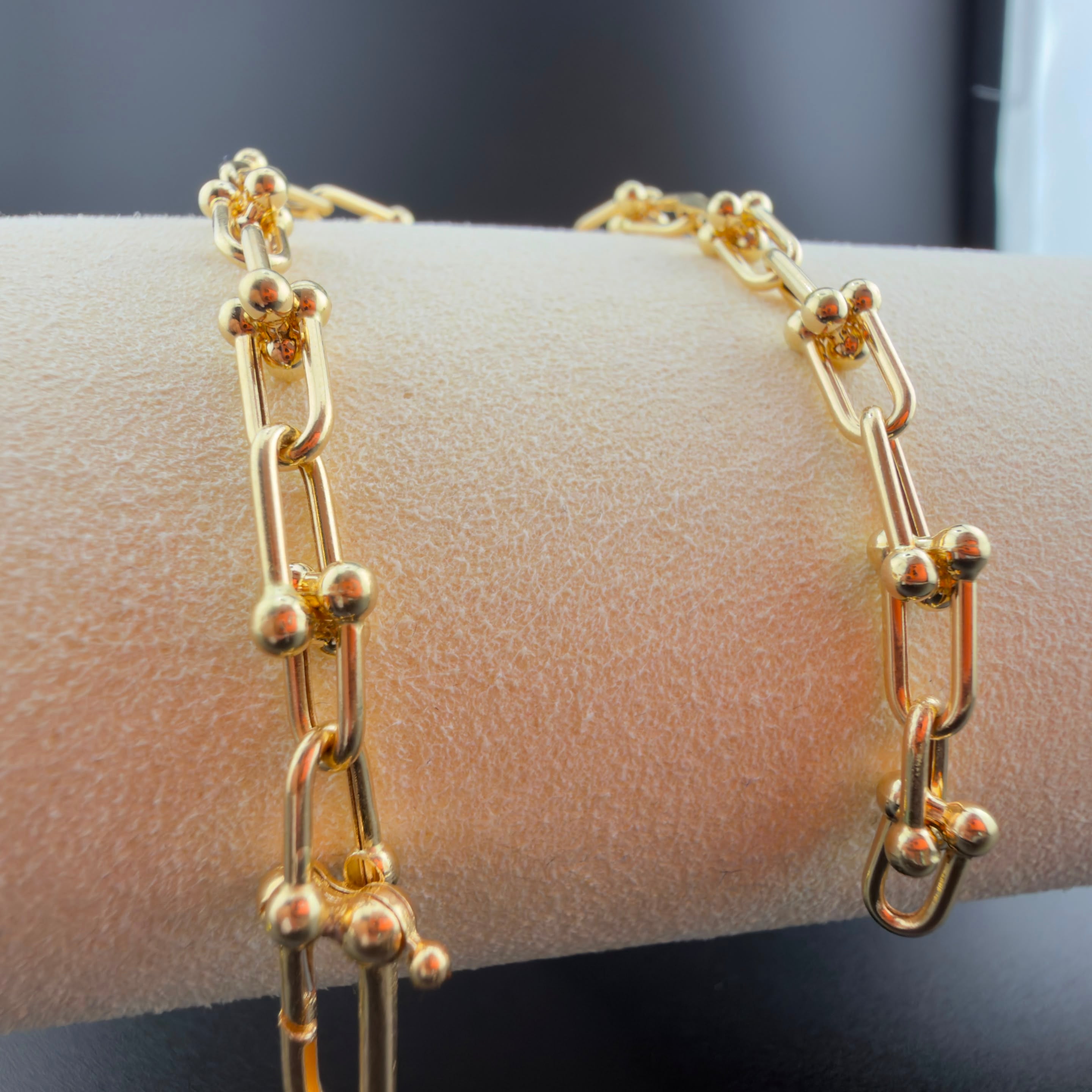 Double- T Bracelet 18k, 18cm.