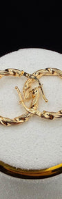Textured Twisted Hoop 18k.