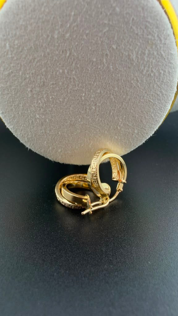 Greek Key Huggie Earrings Hoop 18k.