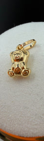 Golden Little Bear 18k.