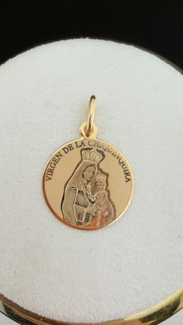 Our Lady of Chiquinquirá Medal Pendant 18k.