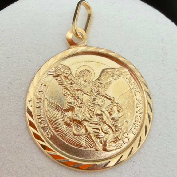 Archangel Saint Michael Pendant 18k.