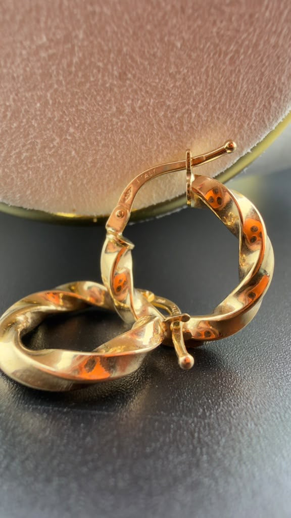 Twisted Gold Hoop 18k.