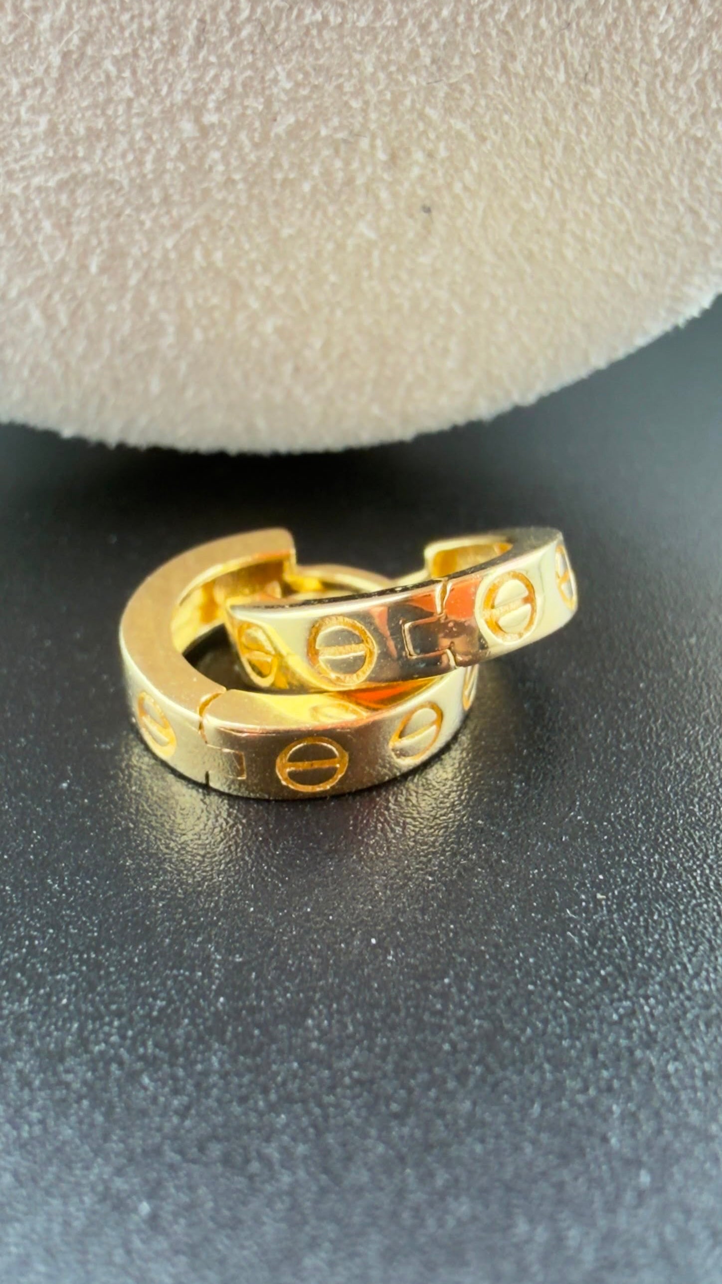 Double-C Hoop 18k