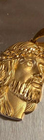 Sacred Face Pendant 18k.
