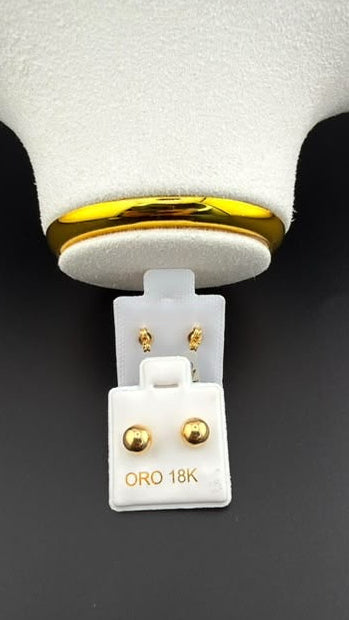 Ball Stud Earrings 18k.