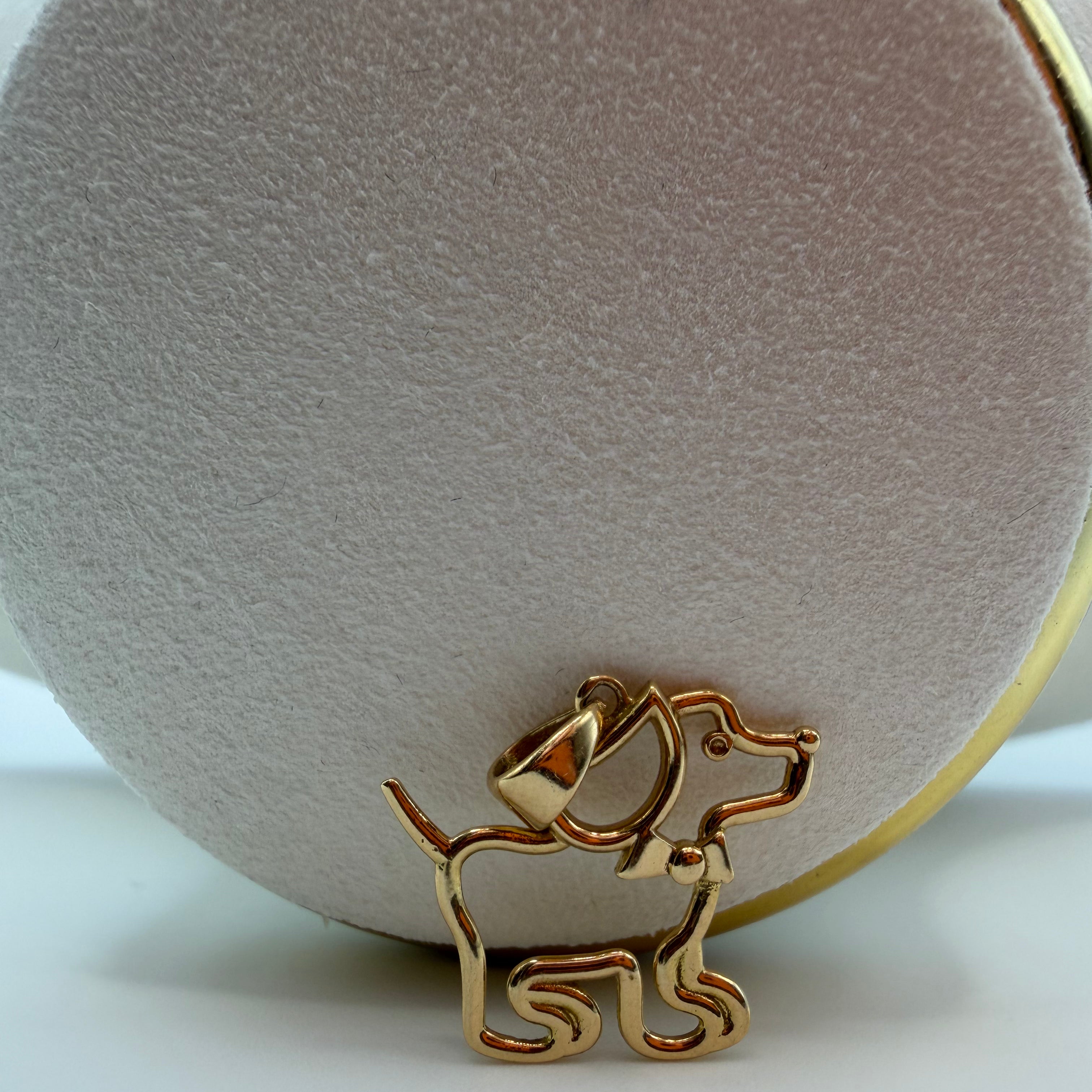 Golden Dog Pendant 18k